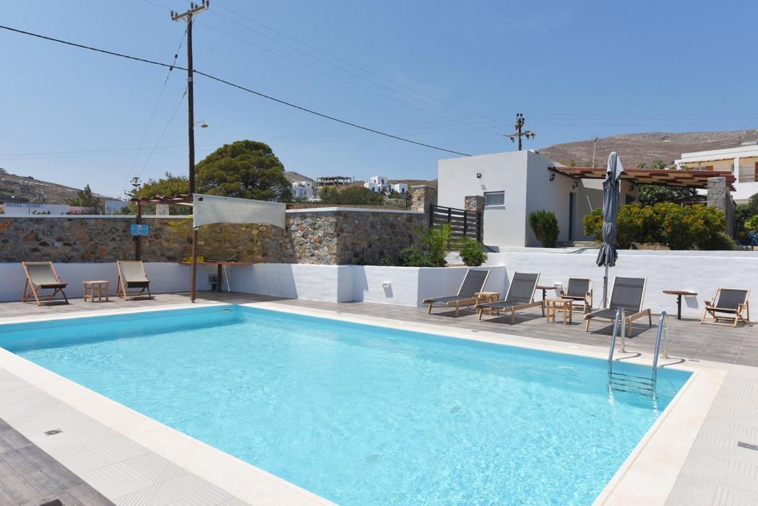 Flora'S Beach And Pool Villa In Syros Liaropá Buitenkant foto